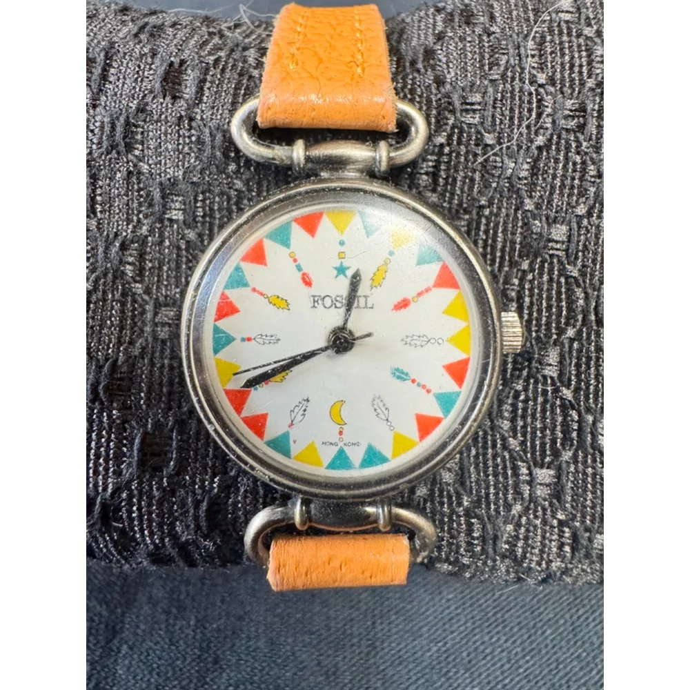 Rare Vintage Fossil Collection In Time Ladies Quartz Watch moon, star Feathers